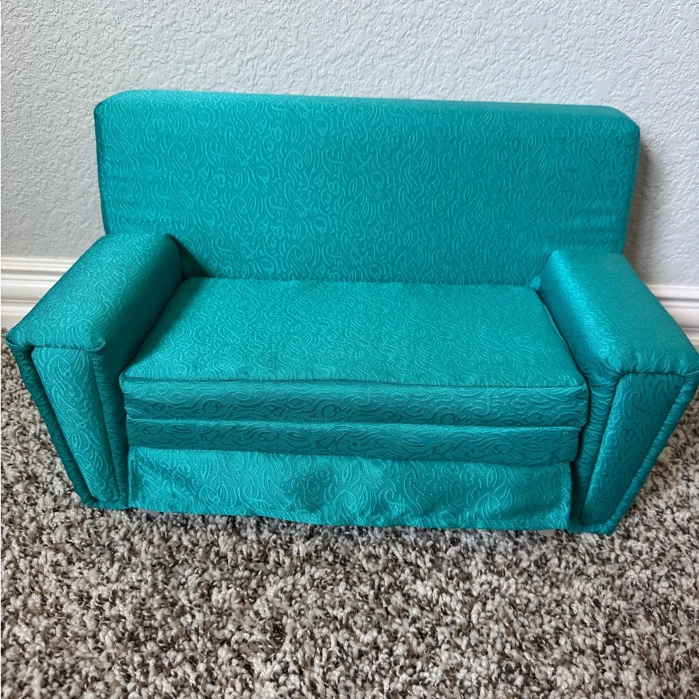 American Girl MaryEllens Couch